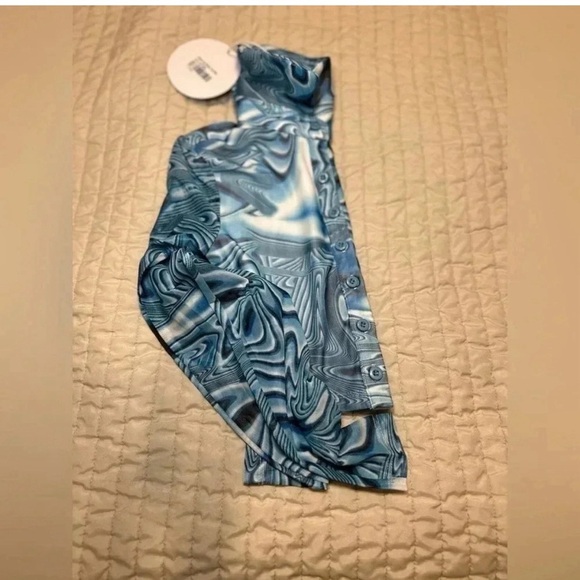 NEW! Princess Polly Alina Long Sleeve Top Blue and White Casual Blouse Shirt - Picture 6 of 7